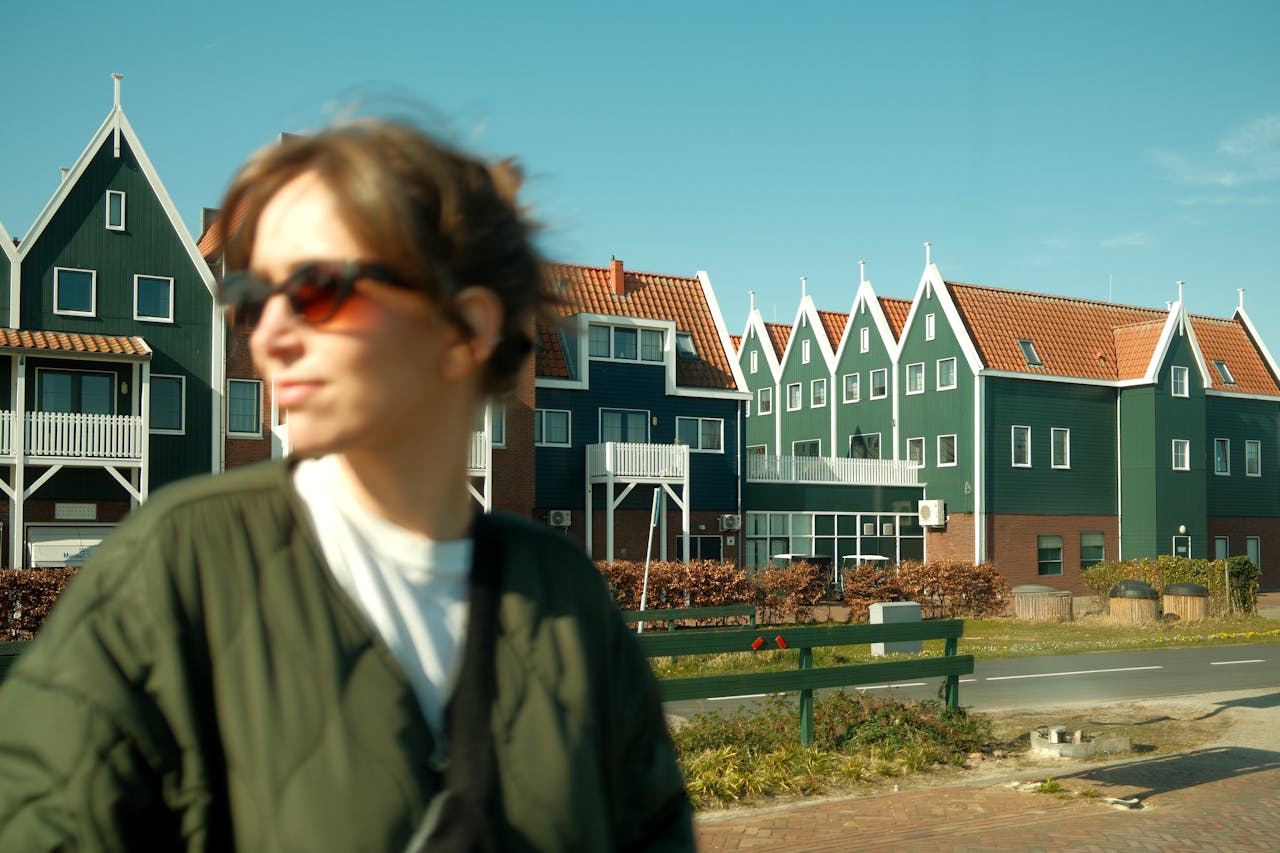 Lees meer over het artikel Hoe Monique Smit haar carrière en vermogen heeft opgebouwd